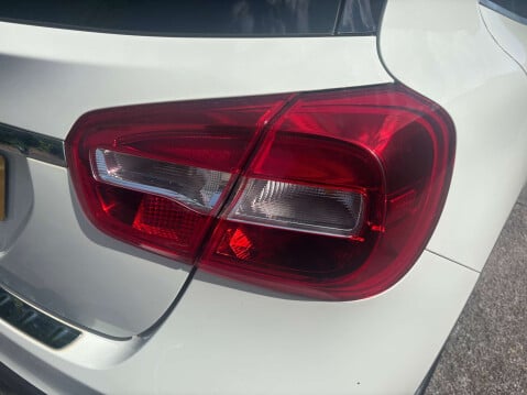 Mercedes-Benz GLA 1.6 GLA 200 Sport 5dr 16