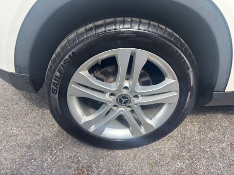 Mercedes-Benz GLA 1.6 GLA 200 Sport 5dr 21