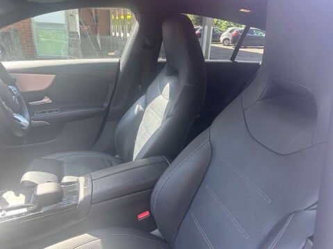 Mercedes-Benz CLA Class 2.0 CLA 220 AMG Line Premium+ D Auto 5dr 28