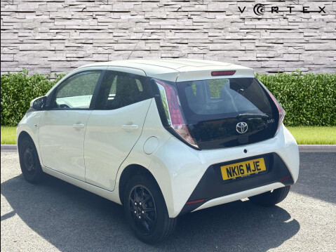 Toyota Aygo 1.0 Aygo X-Play VVT-i 5dr 6