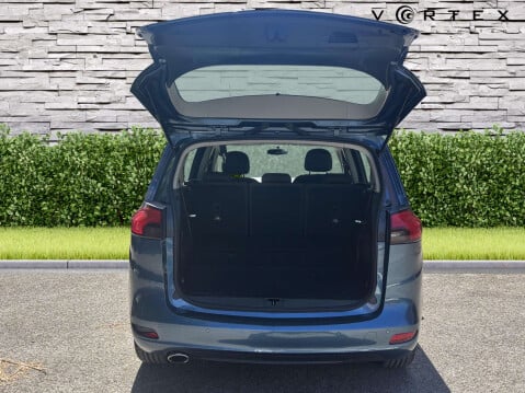 Vauxhall Zafira 2.0 Zafira Tourer Exclusive CDTi Auto 5dr 8