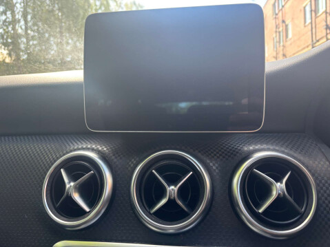 Mercedes-Benz A Class 2.1 A 200 D Sport Auto 5dr 46