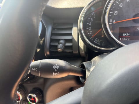 Mini Hatch 1.5 Cooper 5dr 22