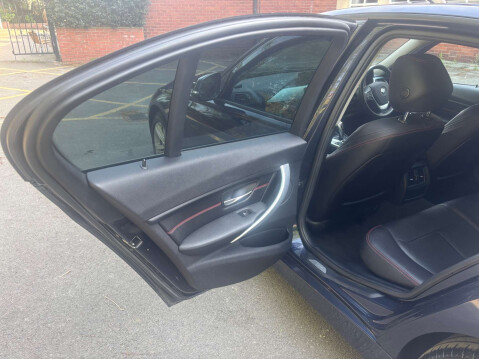 BMW 3 Series 2.0 320d xDrive Sport Auto 4WD 4dr 18