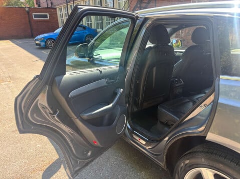 Audi Q5 2.0 Q5 S Line TFSI Quattro 4WD 5dr 38