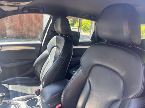 Audi Q5 2.0 Q5 S Line TFSI Quattro 4WD 5dr 44