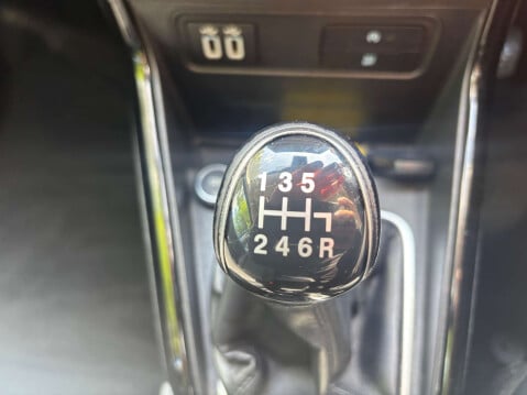 Ford Ecosport 1.5 EcoSport Titanium TDCI 5dr 46