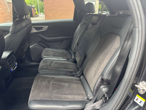 Audi Q7 3.0 Q7 S Line TDI Quattro Auto 4WD 5dr 40