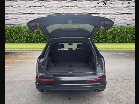 Audi Q7 3.0 Q7 S Line TDI Quattro Auto 4WD 5dr 8