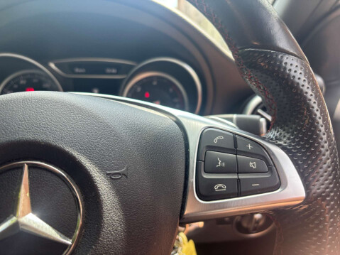 Mercedes-Benz A Class 2.1 A 200 D AMG Line Auto 5dr 29