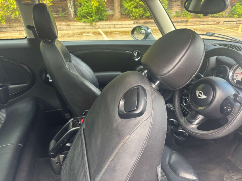 Mini Clubman 2.0 Cooper SD Clubman Auto 5dr 33