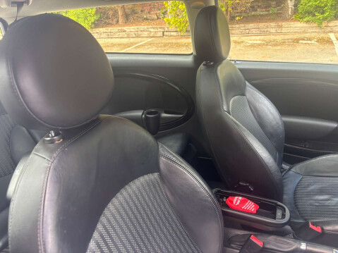 Mini Clubman 2.0 Cooper SD Clubman Auto 5dr 37