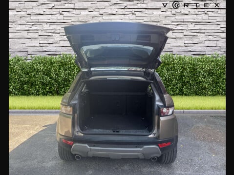 Land Rover Range Rover Evoque 2.2 Range Rover Evoque Pure Tech SD4 4WD 5dr 8