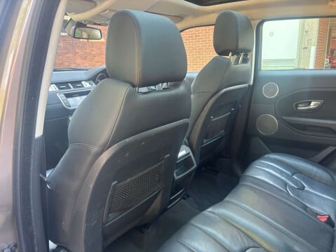 Land Rover Range Rover Evoque 2.2 Range Rover Evoque Pure Tech SD4 4WD 5dr 31