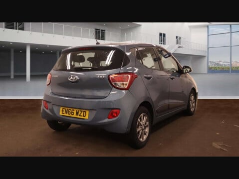 Hyundai i10 1.2 i10 Premium 5dr 4