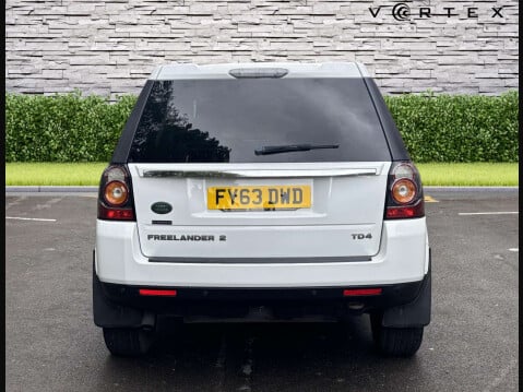 Land Rover Freelander 2.2 Freelander Black & White TD4 Auto 4WD 5dr 7