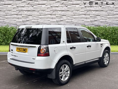 Land Rover Freelander 2.2 Freelander Black & White TD4 Auto 4WD 5dr 9