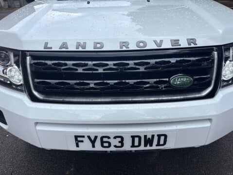 Land Rover Freelander 2.2 Freelander Black & White TD4 Auto 4WD 5dr 12