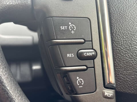 Land Rover Freelander 2.2 Freelander Black & White TD4 Auto 4WD 5dr 34