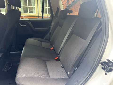 Land Rover Freelander 2.2 Freelander Black & White TD4 Auto 4WD 5dr 41