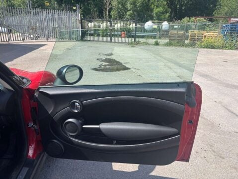 Mini Hatch 1.6 One 3dr 17