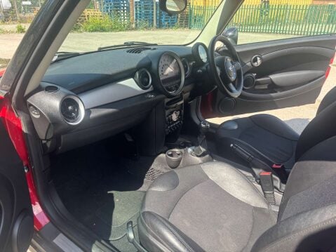 Mini Hatch 1.6 One 3dr 25