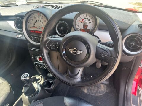 Mini Hatch 1.6 One 3dr 34