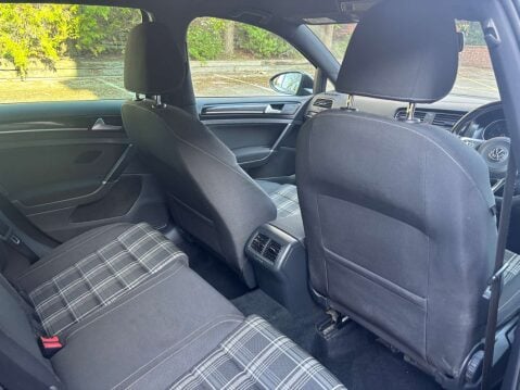 Volkswagen Golf 2.0 Golf GTD 5dr 37