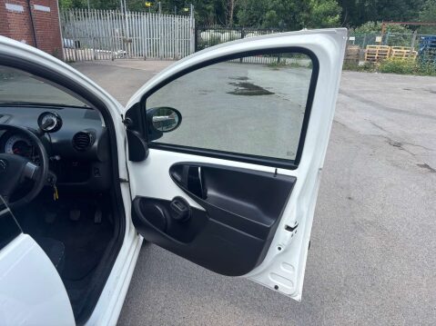 Citroen C1 1.0 C1 Platinum 5dr 23