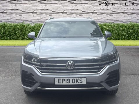 Volkswagen Touareg 3.0 Touareg V6 R-Line Tech TDI Auto 4WD 5dr 2