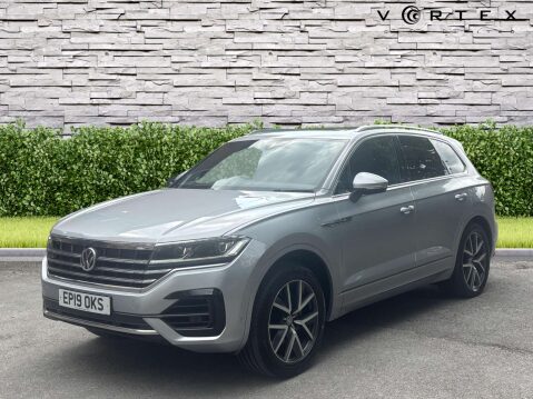 Volkswagen Touareg 3.0 Touareg V6 R-Line Tech TDI Auto 4WD 5dr 3