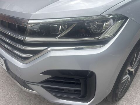 Volkswagen Touareg 3.0 Touareg V6 R-Line Tech TDI Auto 4WD 5dr 12
