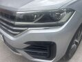 Volkswagen Touareg 3.0 Touareg V6 R-Line Tech TDI Auto 4WD 5dr 12