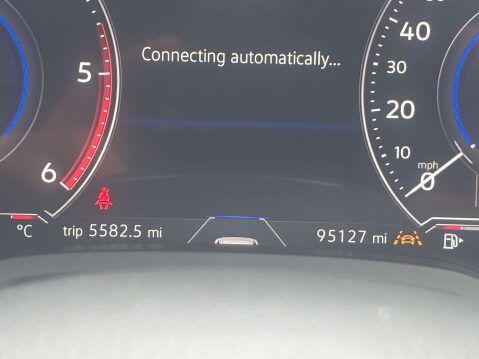 Volkswagen Touareg 3.0 Touareg V6 R-Line Tech TDI Auto 4WD 5dr 37
