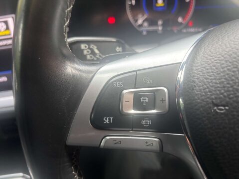 Volkswagen Touareg 3.0 Touareg V6 R-Line Tech TDI Auto 4WD 5dr 39