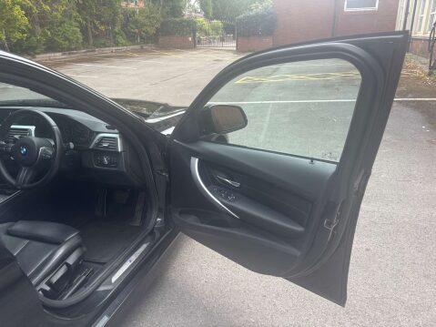 BMW 3 Series 2.0 320d M Sport Auto 4dr 38