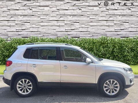 Volkswagen Tiguan 2.0 Tiguan SE TDI BlueMotion Technology 4Motion Semi-Auto 4WD 5dr 10