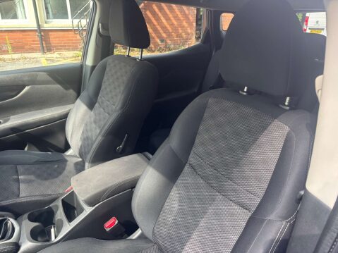 Nissan Qashqai 1.5 Qashqai N-Tec+ dCi 5dr 26