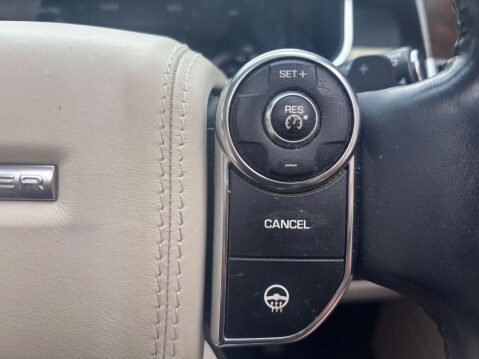 Land Rover Range Rover 3.0 Range Rover Vogue TDV6 Auto 4WD 5dr 36