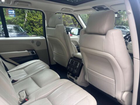 Land Rover Range Rover 3.0 Range Rover Vogue TDV6 Auto 4WD 5dr 27