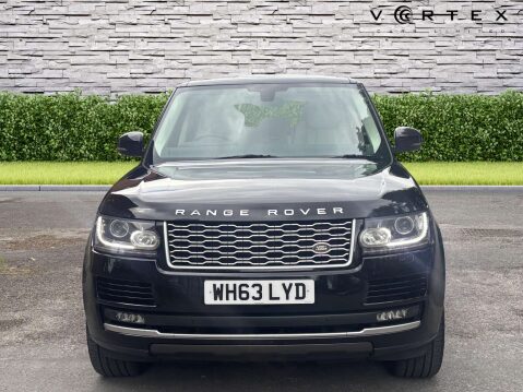 Land Rover Range Rover 3.0 Range Rover Vogue TDV6 Auto 4WD 5dr 2