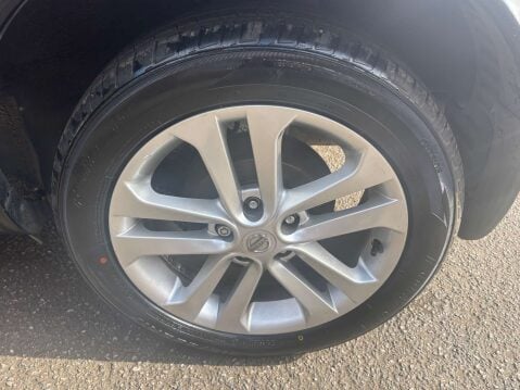 Nissan Juke 1.2 Juke N-Connecta DiG-T 5dr 21