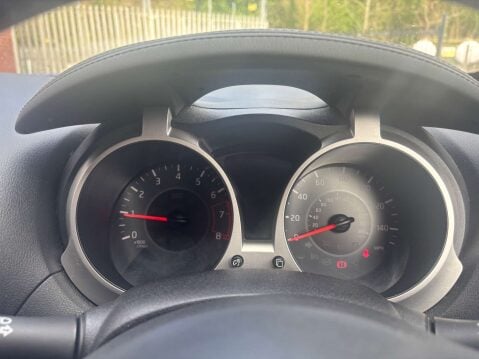 Nissan Juke 1.2 Juke N-Connecta DiG-T 5dr 32