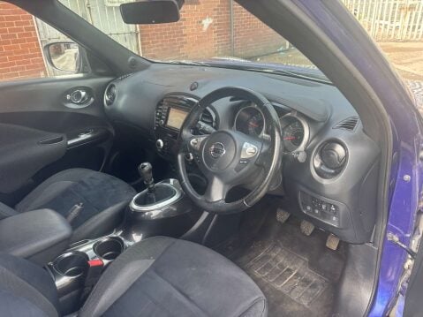 Nissan Juke 1.2 Juke N-Connecta DiG-T 5dr 38