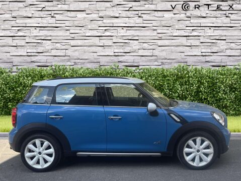 Mini Countryman 1.6 Countryman Cooper ALL4 T Auto 4WD 5dr 9