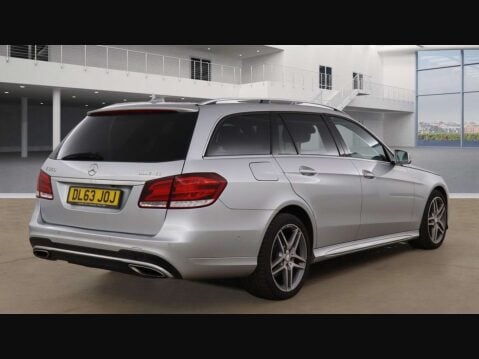 Mercedes-Benz E Class 3.0 E350 AMG Sport Bluetec Auto 5dr 4