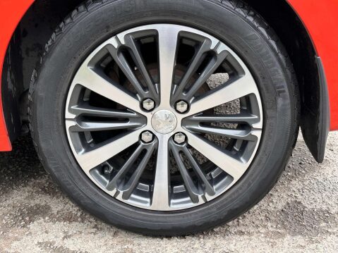 Peugeot 208 1.2 208 Active Design Menthol 5dr 41