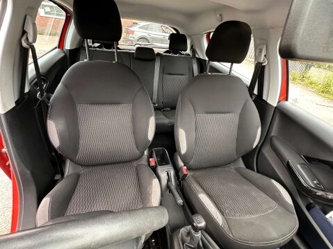 Peugeot 208 1.2 208 Active Design Menthol 5dr 45