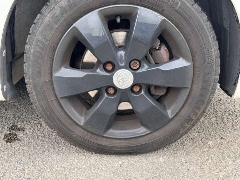 Toyota Aygo 1.0 Aygo Go VVT-i 3dr 34