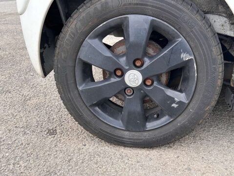 Toyota Aygo 1.0 Aygo Go VVT-i 3dr 36